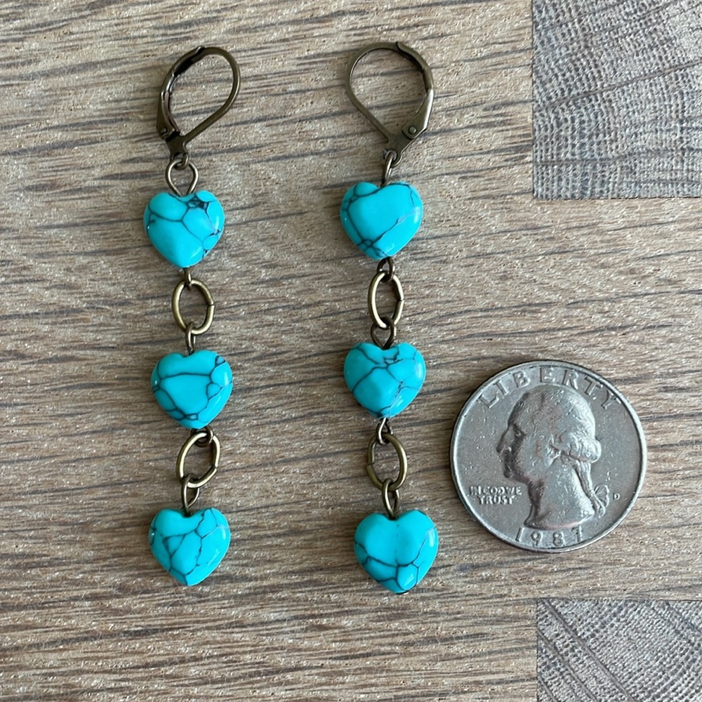 HAND CRAFTED EARRINGS Triple Turquoise Magnesite Hearts - Picture 4 of 10